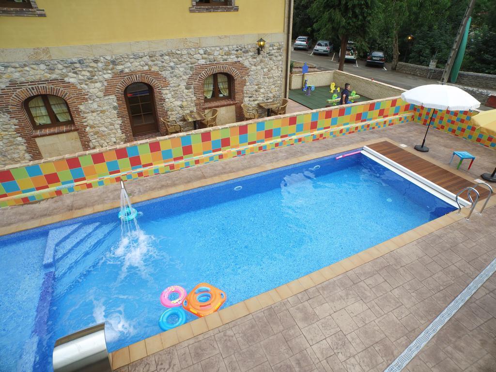 Conjunto Hotelero La Pasera Soto De Cangas Eksteriør billede