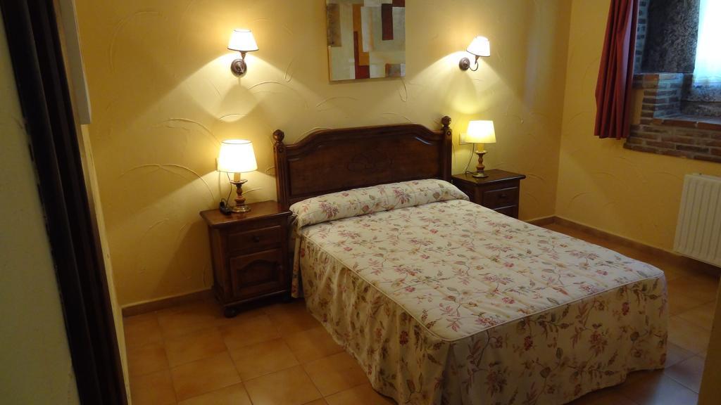 Conjunto Hotelero La Pasera Soto De Cangas Værelse billede
