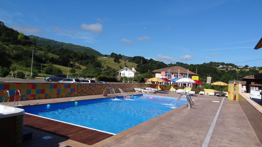 Conjunto Hotelero La Pasera Soto De Cangas Eksteriør billede