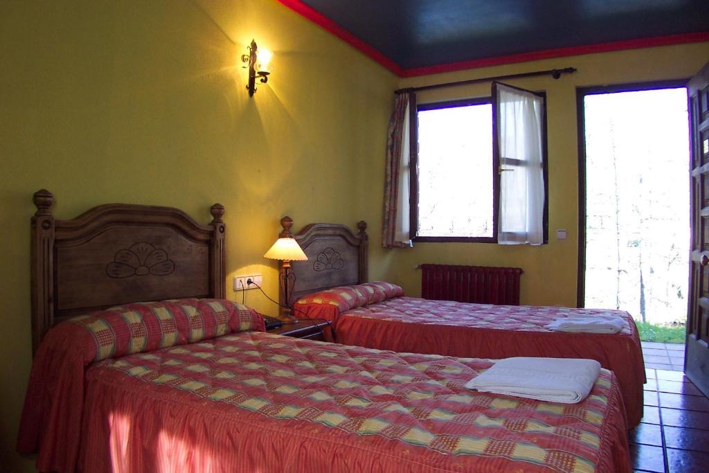 Conjunto Hotelero La Pasera Soto De Cangas Værelse billede
