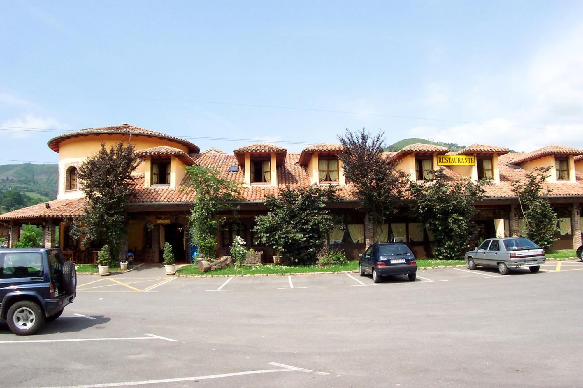Conjunto Hotelero La Pasera Soto De Cangas Eksteriør billede