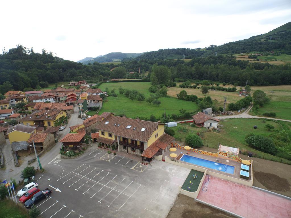 Conjunto Hotelero La Pasera Soto De Cangas Eksteriør billede