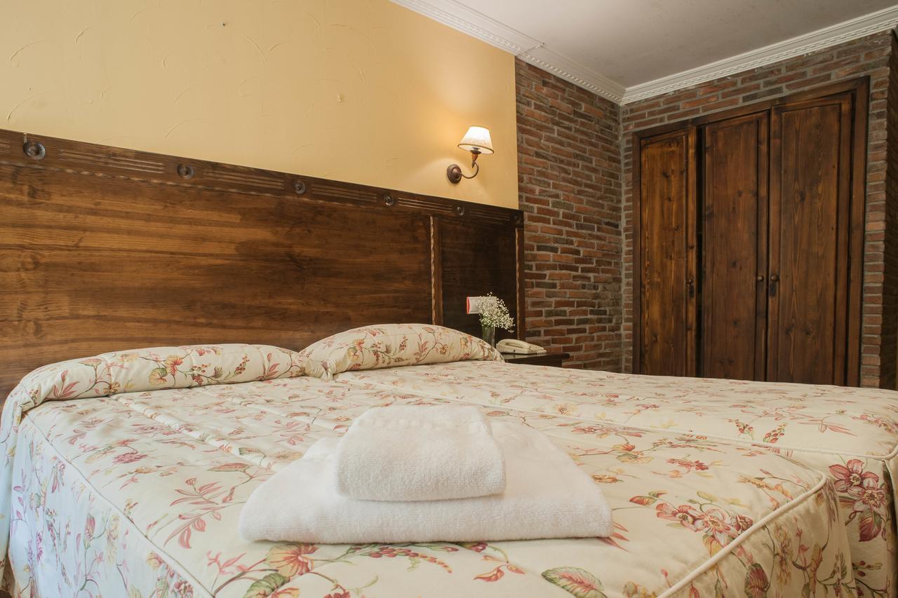Conjunto Hotelero La Pasera Soto De Cangas Eksteriør billede